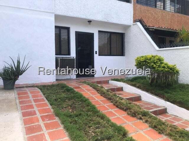 Apartamento en alquiler 62m2 posee 2H-1B-2P c