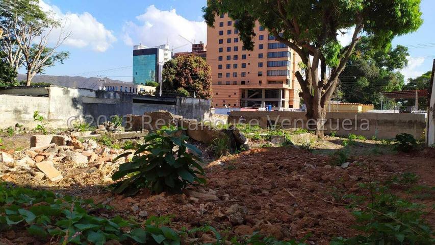 Terreno en venta 892m2, zona norte y de mayor
