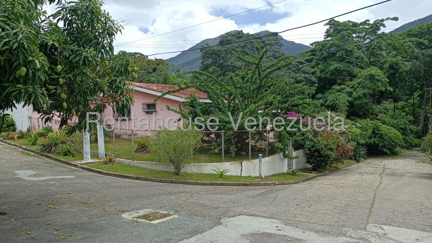 Casa en venta en La Entrada Naguanagua Carabobo codigo 26-261ELOISA MEJIA