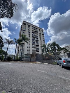 RB 01. EN VENTA PENT HOUSE DE 241M2 REMODELAD