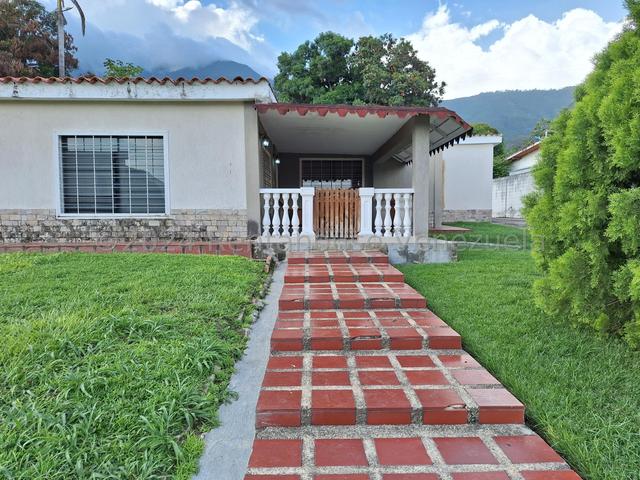 25-13973 Casa en Venta en El Limon