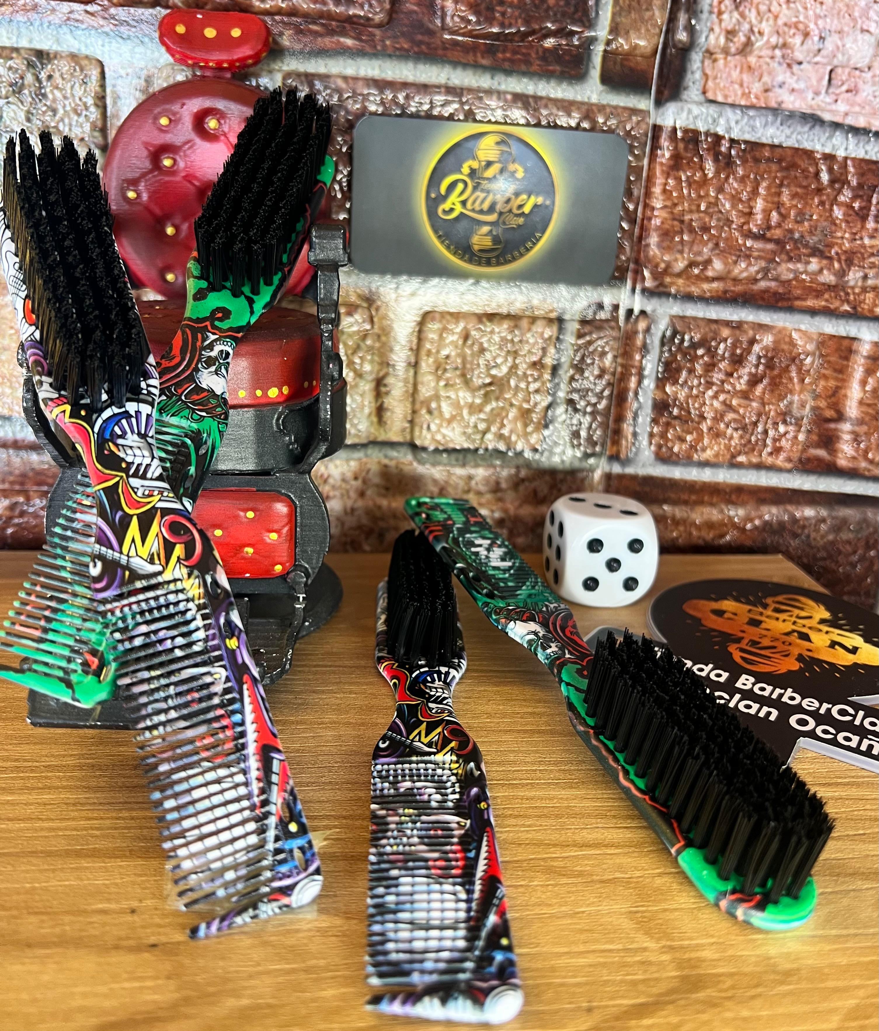 CEPILLO+PEINILLA -MAJESTIC MAJESTIC PEINES PEINILLAS P0079 - Tienda Barber Clan