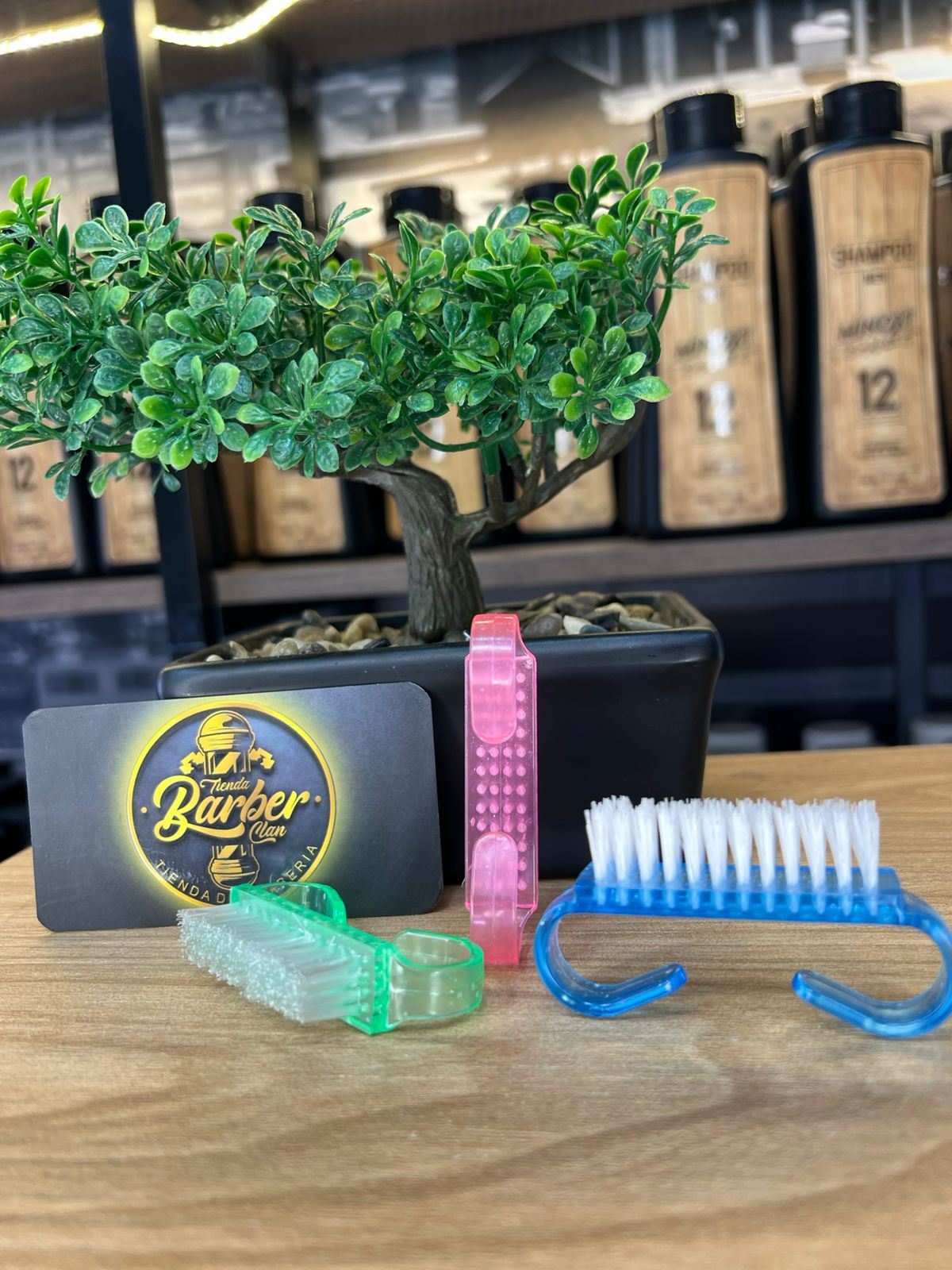 CEPILLO PEDICURE PEQUEÑO MANICURE Y PEDICURE UÑAS 0083560 - Tienda Barber Clan