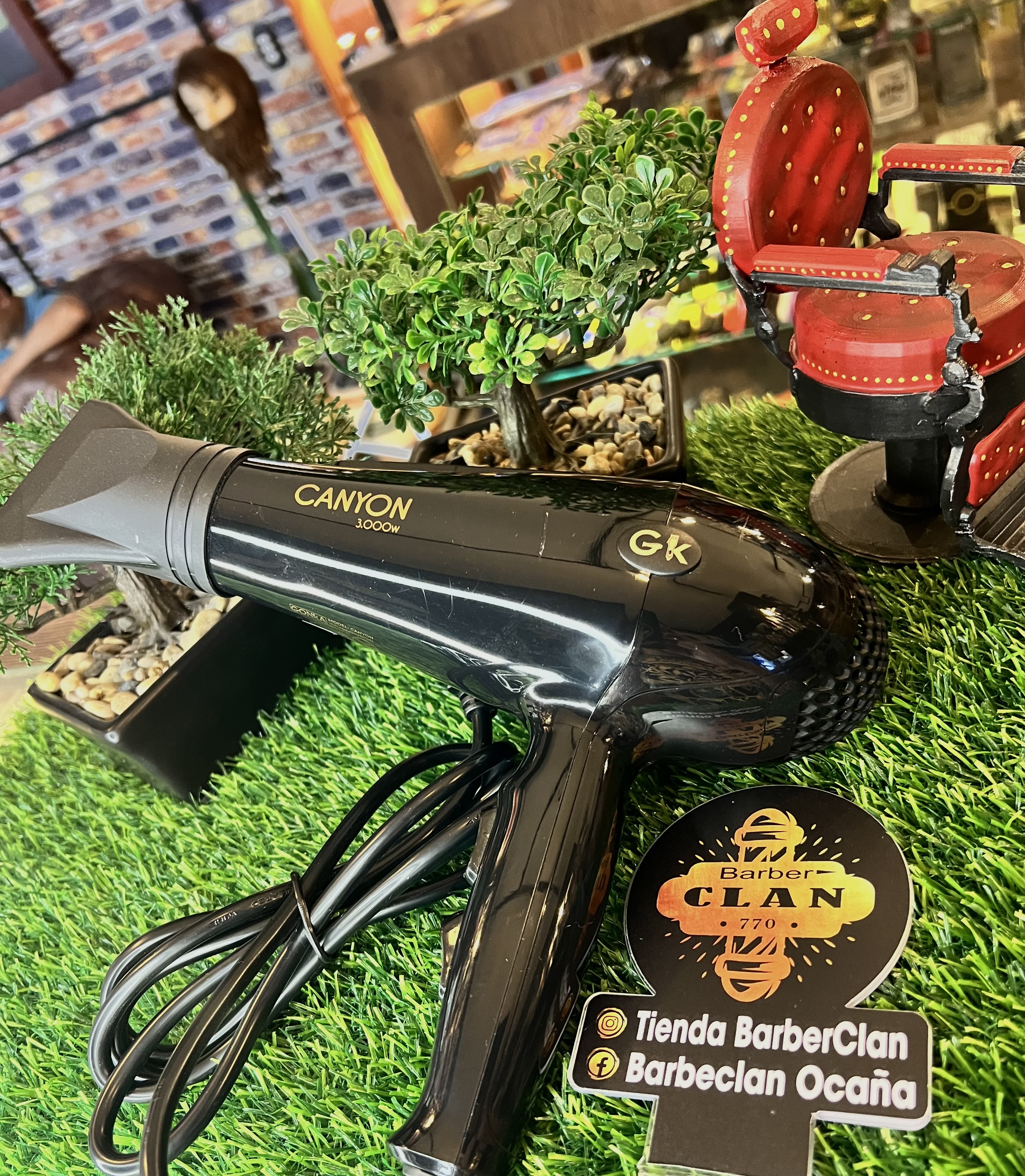 SECADOR SEMI PROFESIONAL 3000W - CANYON SECADORES SEC--DEF-5418 - Tienda Barber Clan