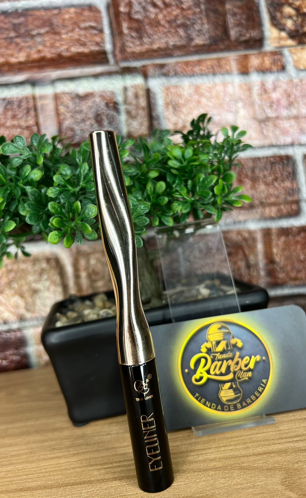 DELINIADOR PLUMON MAQUILLAJE 5332 - Tienda Barber Clan