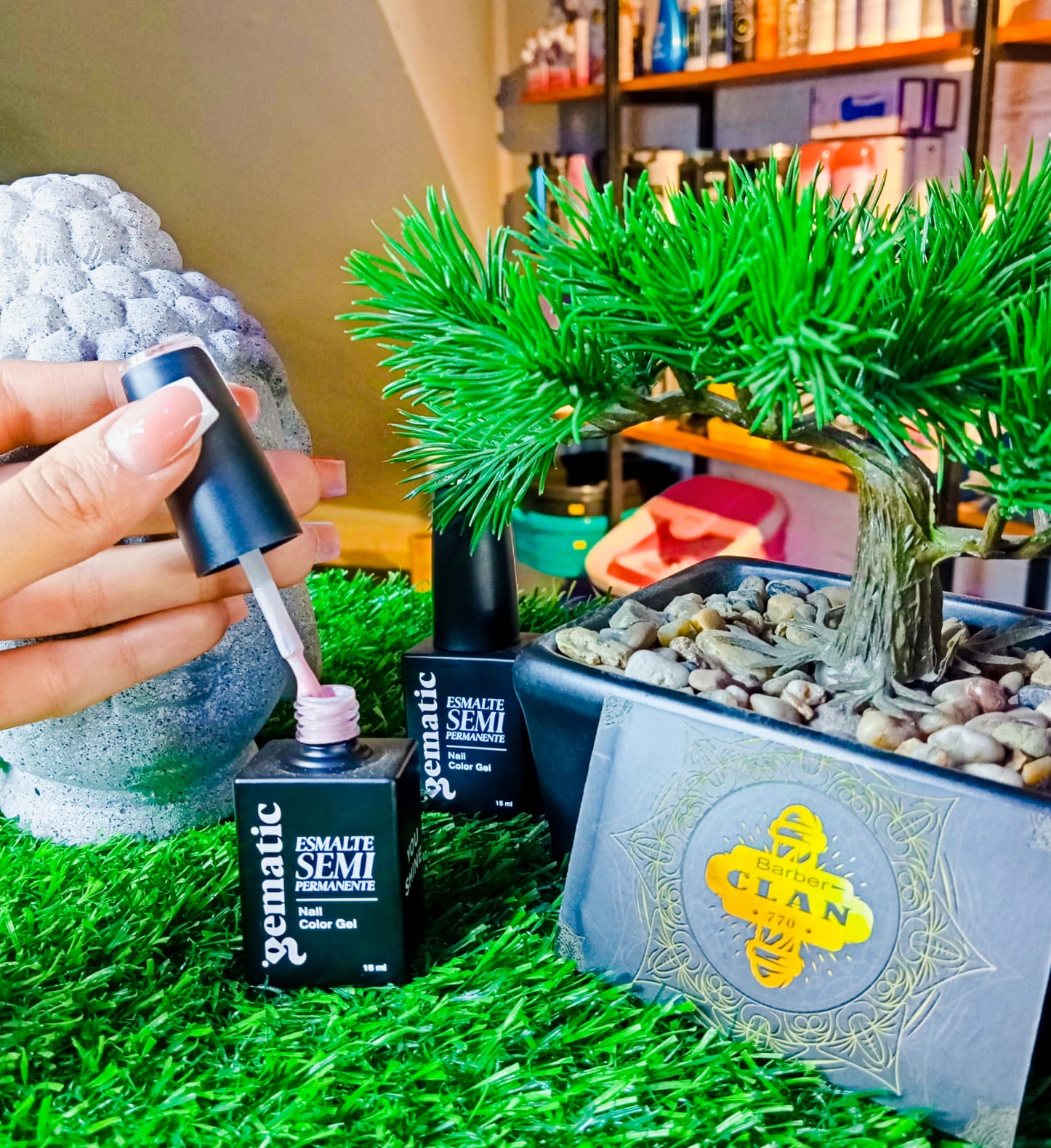 ESMALTE SEMIPERMANENTE GEMATIC B194 MANICURE Y PEDICURE UÑAS 0099194 - Tienda Barber Clan