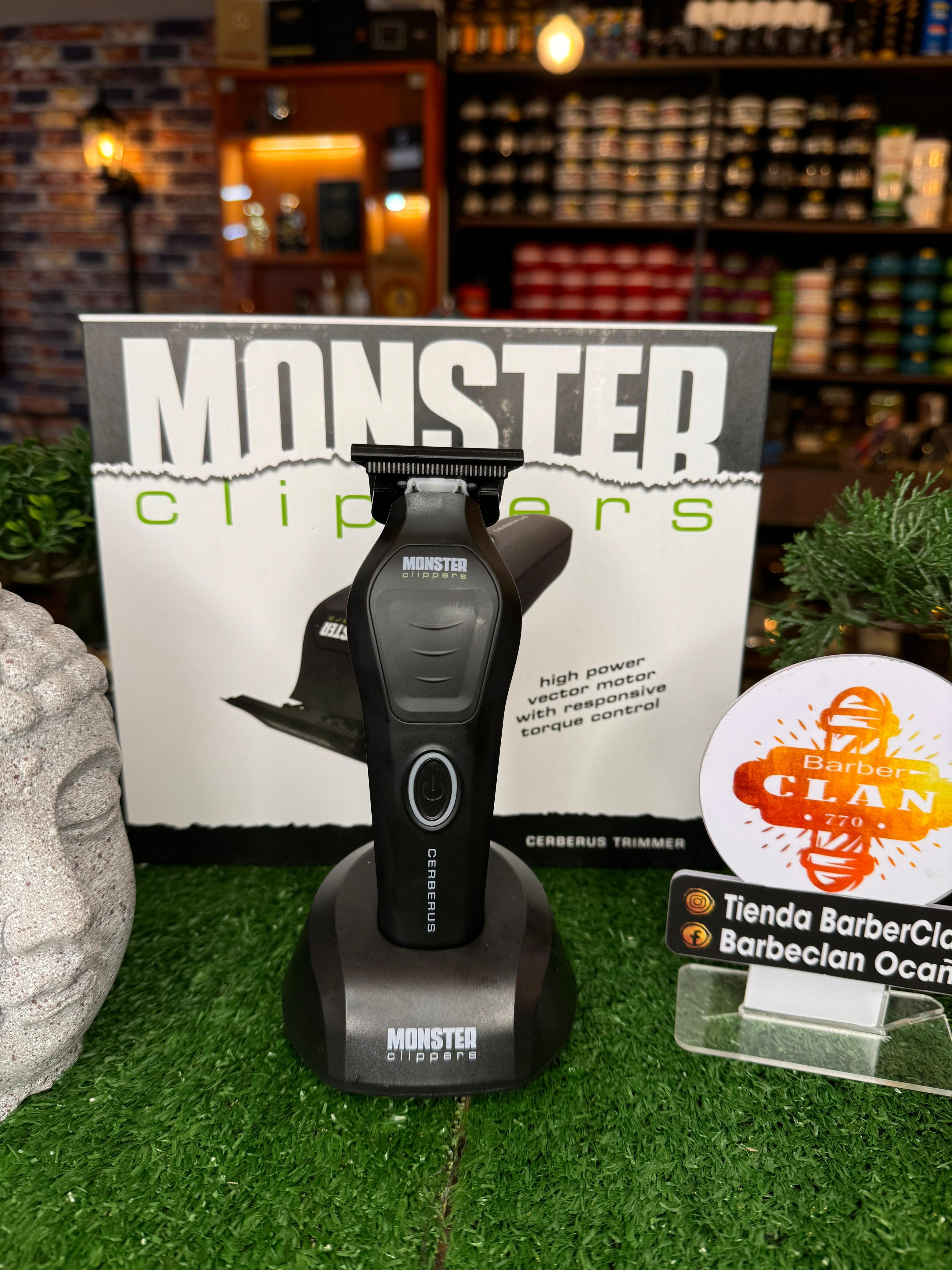 MAQUINA PATILLERA MONSTER CERBERUS MONSTER MAQUINAS PATILLERAS 8718215298359 - Tienda Barber Clan