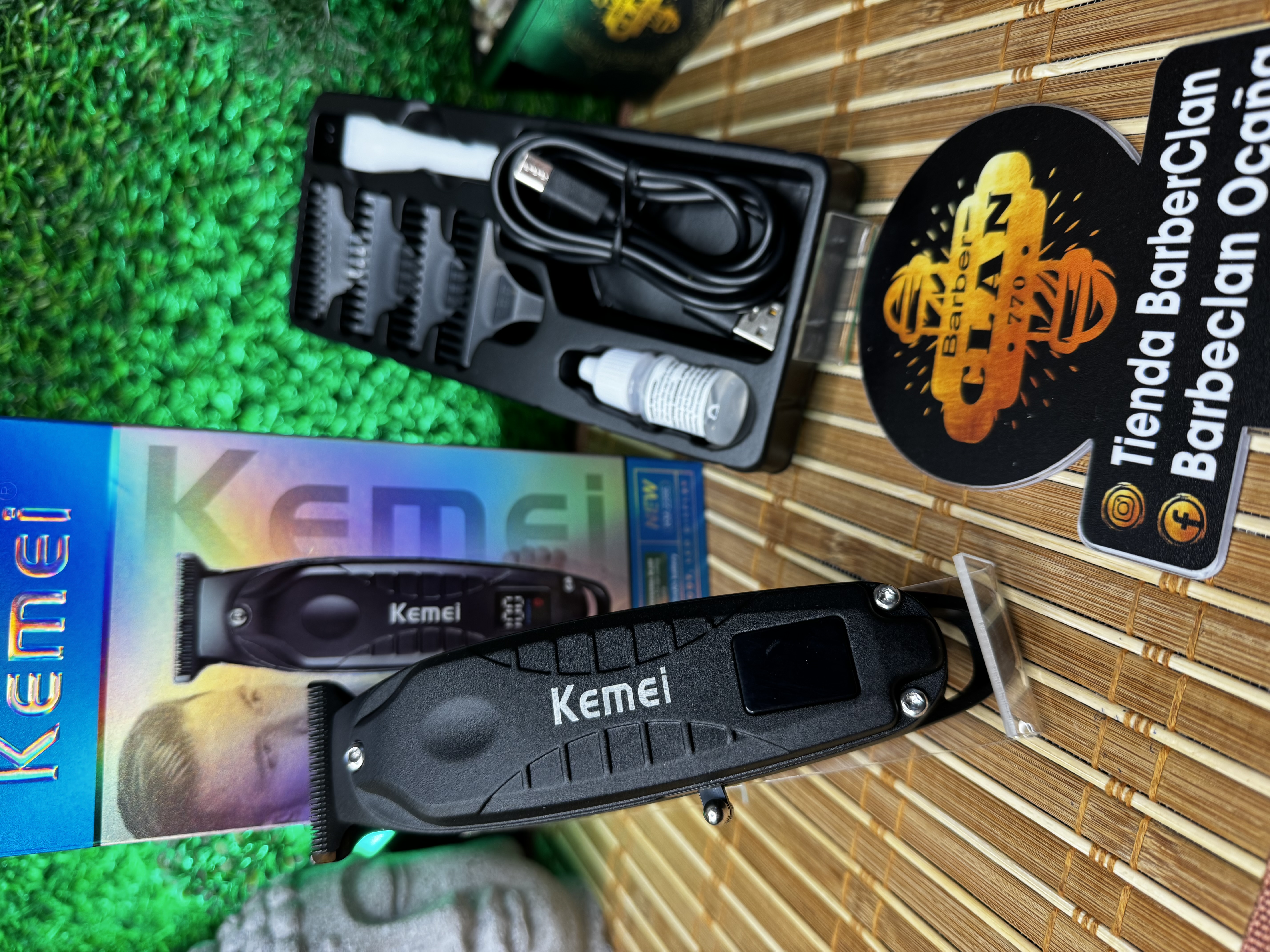 MAQUINA PATILLERA KEMEI KM 2288 KEMEI MAQUINAS PATILLERAS 6955549322882 - Tienda Barber Clan