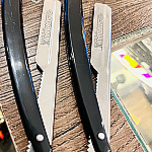NAVAJA NEGRA / PLATA STARMAXX BARBERAS NAVAJAS 0005678 - Tienda Barber Clan