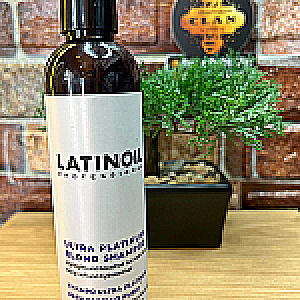 SHAMPOO ULTRA PLATINUM LATINOL 250 ML SHAMPOO Y CUIDADO DE EL CABELLO 7503016320108 - Tienda Barber Clan