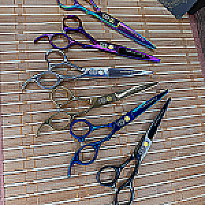 TIJERA FILO MICRODENTADO - CASA DE LA MAQUINA CASA DE LA MAQUINA TIJERAS 888 - Tienda Barber Clan