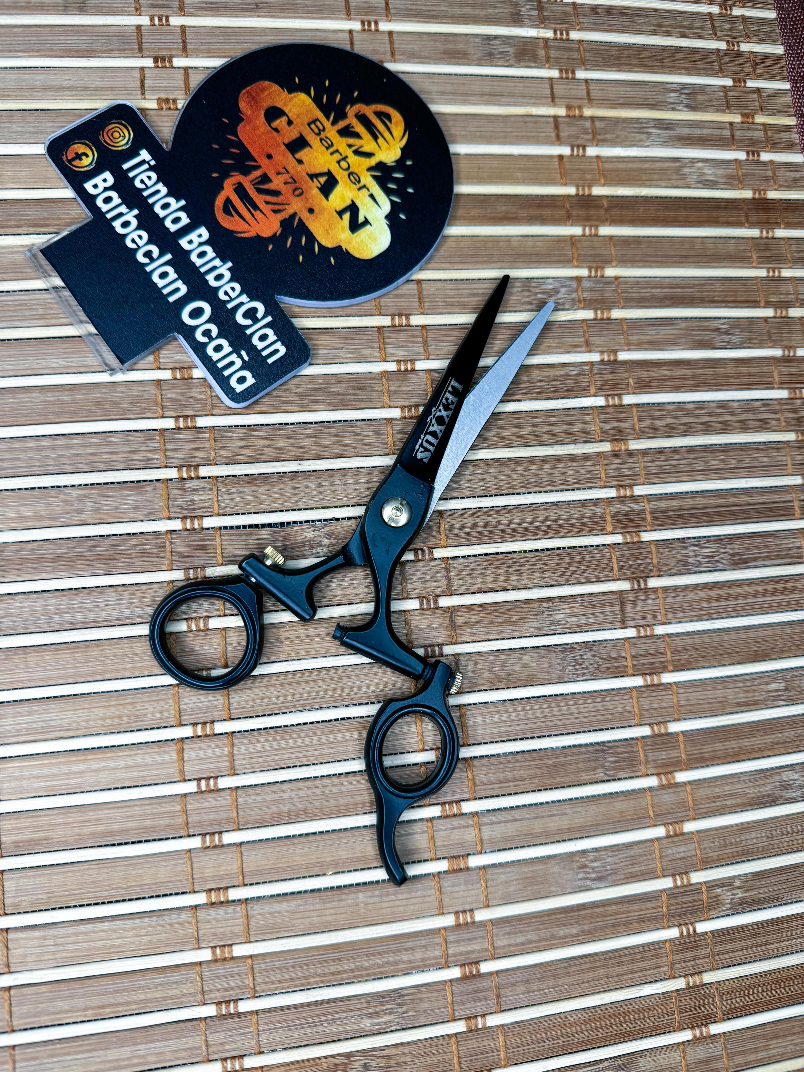 TIJERA LEXXUS ANILLOS GIRATORIOS TIJERAS 00066631 - Tienda Barber Clan