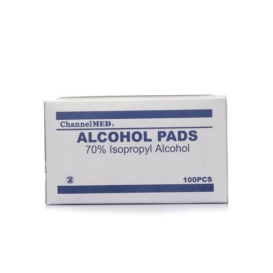Alcohol Wipes 4