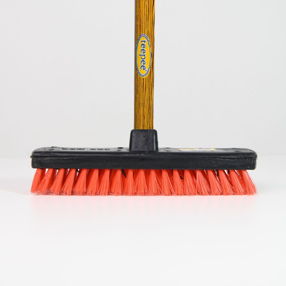 Deck Scrub Brushes 1