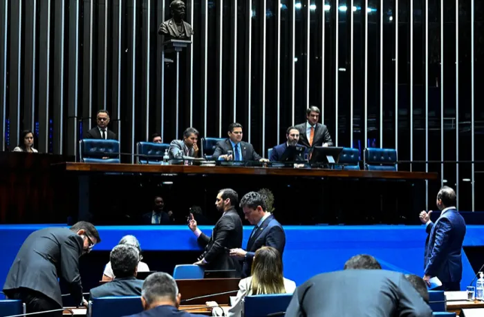Senado aprova SNE; projeto vai à sanção presidencial
