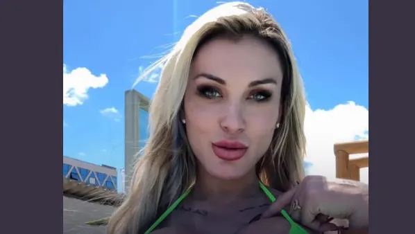 “Tenho vergonha? Também”: Andressa Urach admite conflito com conteúdo adulto apesar de patrimônio conquistado