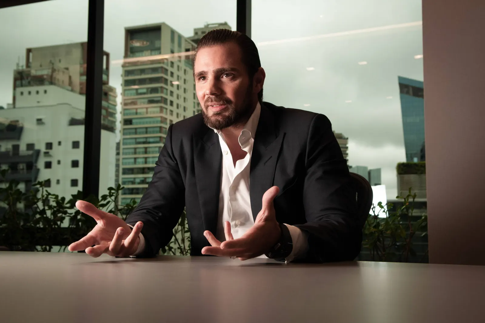 Caso Banco Master: como Daniel Vorcaro construiu um império bilionário, foi preso e colocou políticos, banqueiros e autoridades sob suspeita