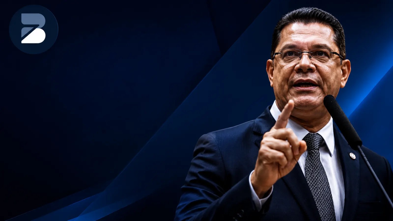 PL surpreende Câmara com proposta de escala 4×3 e coloca governo contra a parede sobre jornada de trabalho