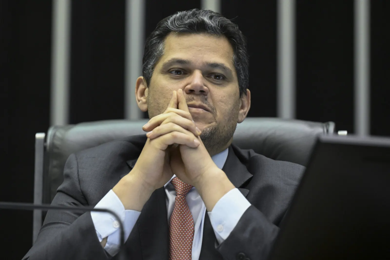 Eleição pode mudar jogo no Senado e dificultar bloqueio de impeachment de Moraes, dizem aliados de Alcolumbre