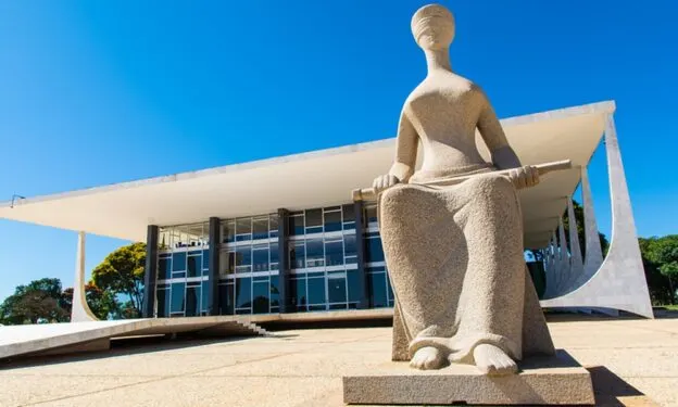 Crise no STF se aprofunda após Mendonça revelar mensagens de Vorcaro e Moraes; Fachin anuncia medidas