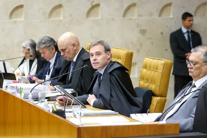 Mendonça rebate Gilmar, fala em “truculência” e cobra decoro no STF: “A divergência é legítima; constranger o julgador, não”