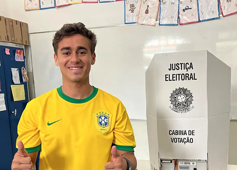 AÍ TEM COISA: Nikolas critica Zanin após prorrogação da votação até as 19h