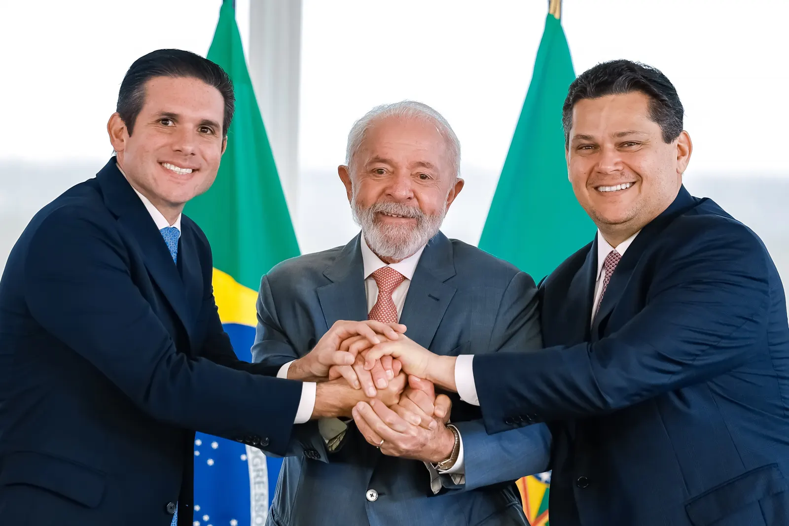 Debate Fiscal: Relatório da Transparência Brasil aponta que quatro partidos concentram R$ 1,19 bilhão em "emendas sem dono"