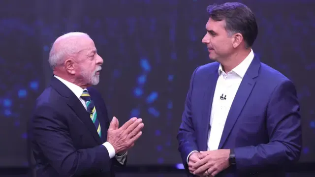 Debate na Band: Lula enfrenta críticas sobre presos, indígenas e cariocas e é cobrado por Flávio sobre Lulinha