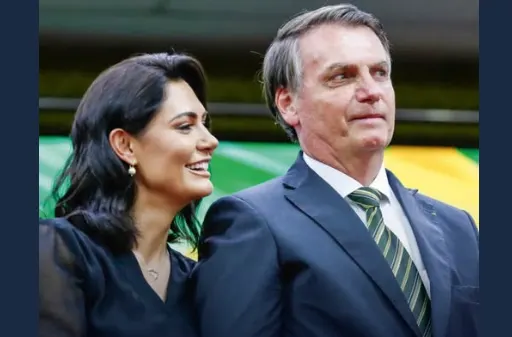Michelle revela tristeza de Bolsonaro com brigas na direita
