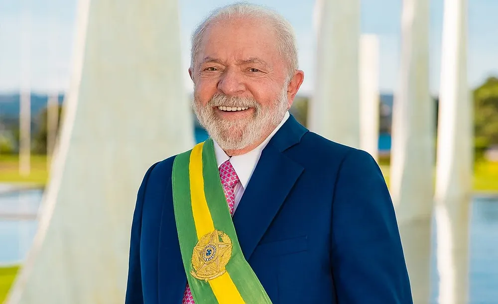 Lula avalia mudanças no ministério