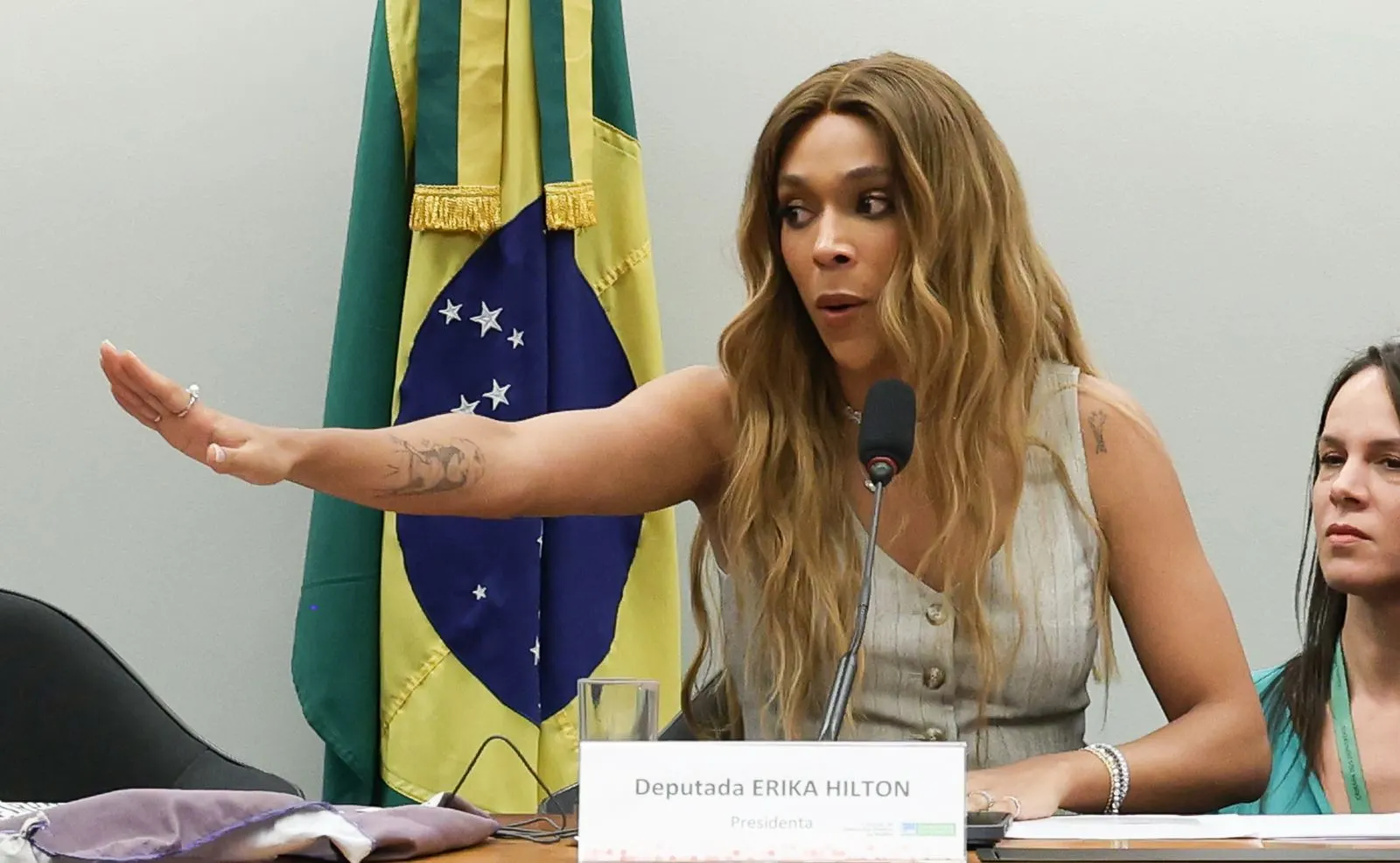 Conselho de Ética dá sinal verde a processo que pode cassar mandato de Erika Hilton
