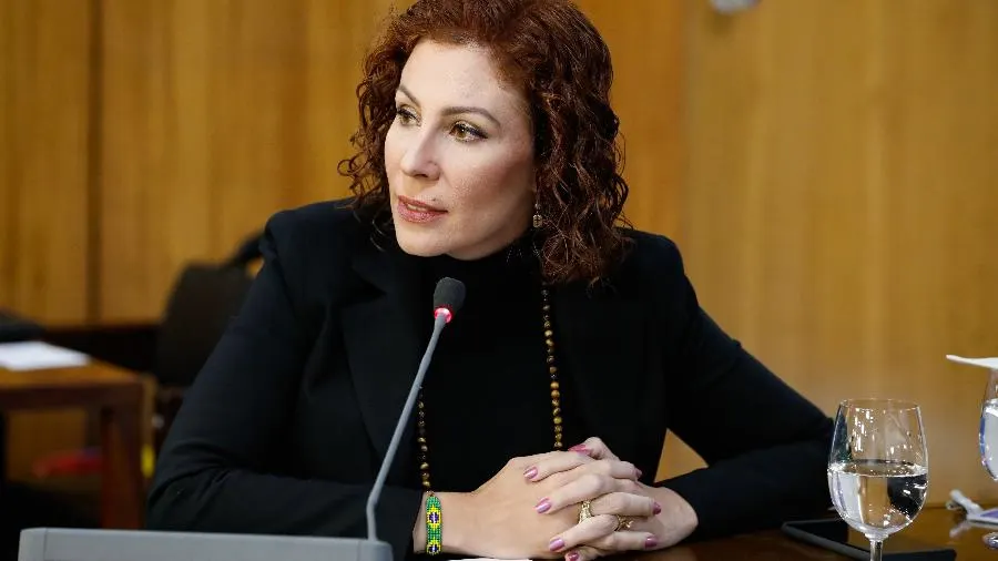 Justiça da Itália anula decisão sobre extradição de Carla Zambelli e determina novo julgamento