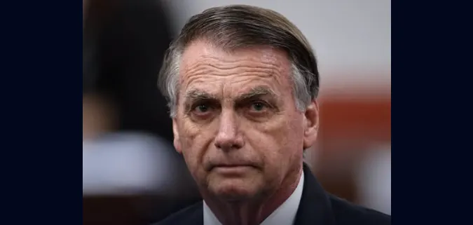 Bolsonaro ficará fora das urnas em 2026: suspensão dos direitos políticos impede ex-presidente até de votar