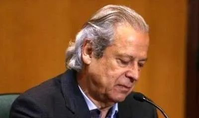 José Dirceu é internado em São Paulo após diagnóstico de linfoma