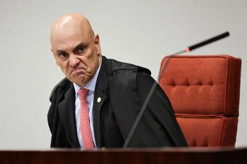 Decisão de Moraes contra Flávio Bolsonaro reacende debate sobre medidas cautelares