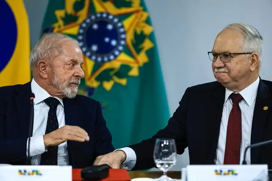 De Lula em 2021 ao caso Master em 2026: decisões de Fachin voltam ao centro da controvérsia no STF