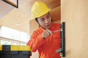 Door lock repair Fast locksmith Burnaby