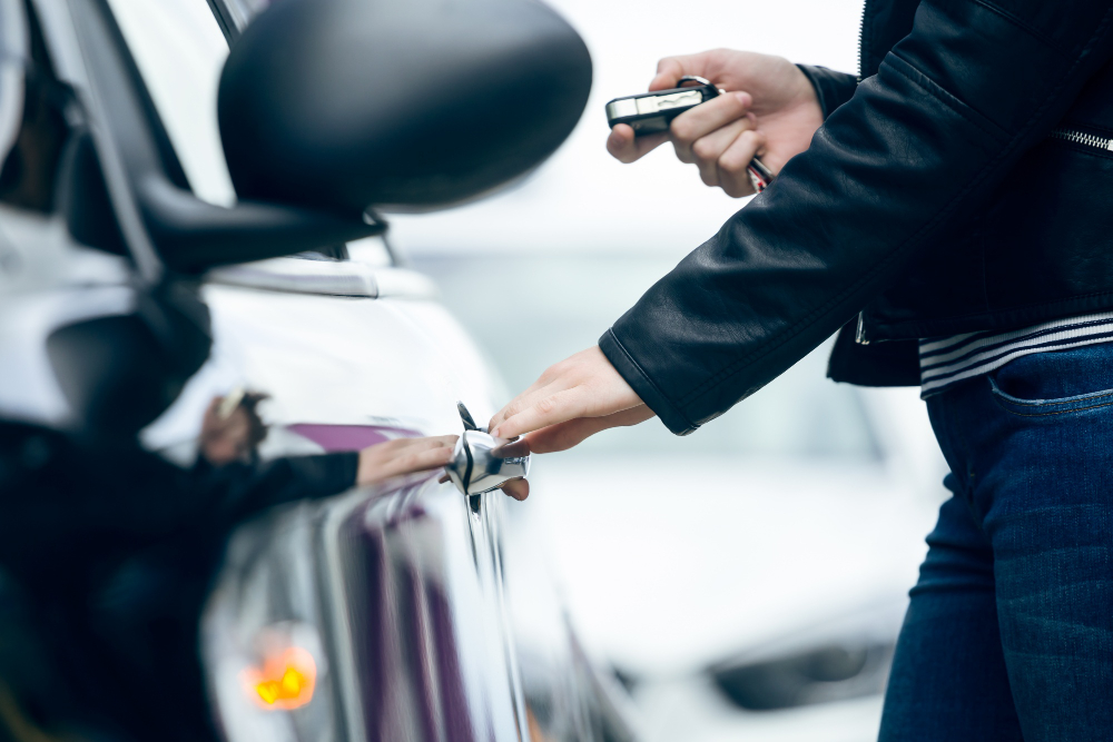 Car Door Unlocking Vancouver lock and key services