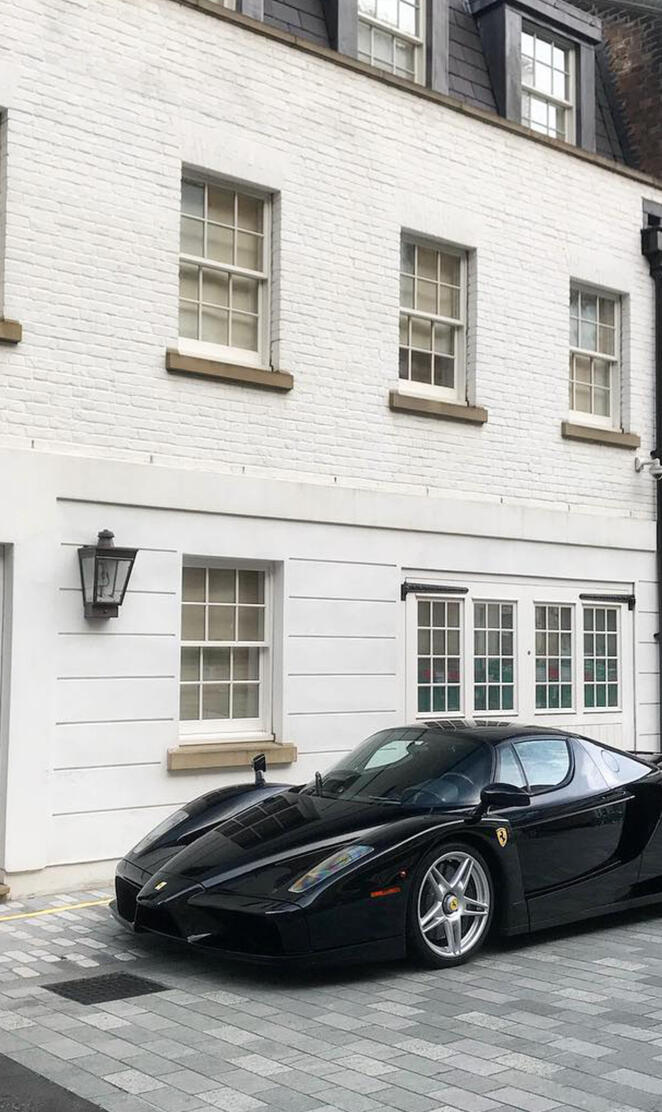 Luxury Ferrari Enzo