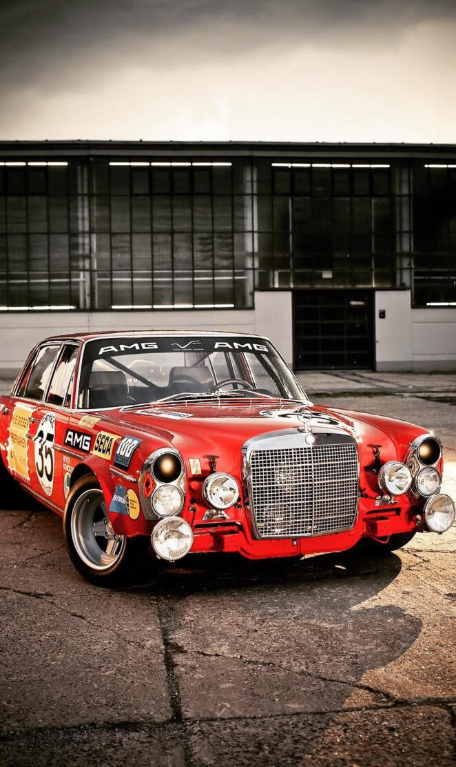 Mercedes 300 SEL AMG