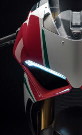 Panigale V4S