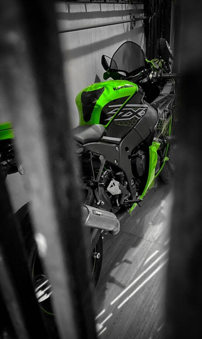 Zx10r bike