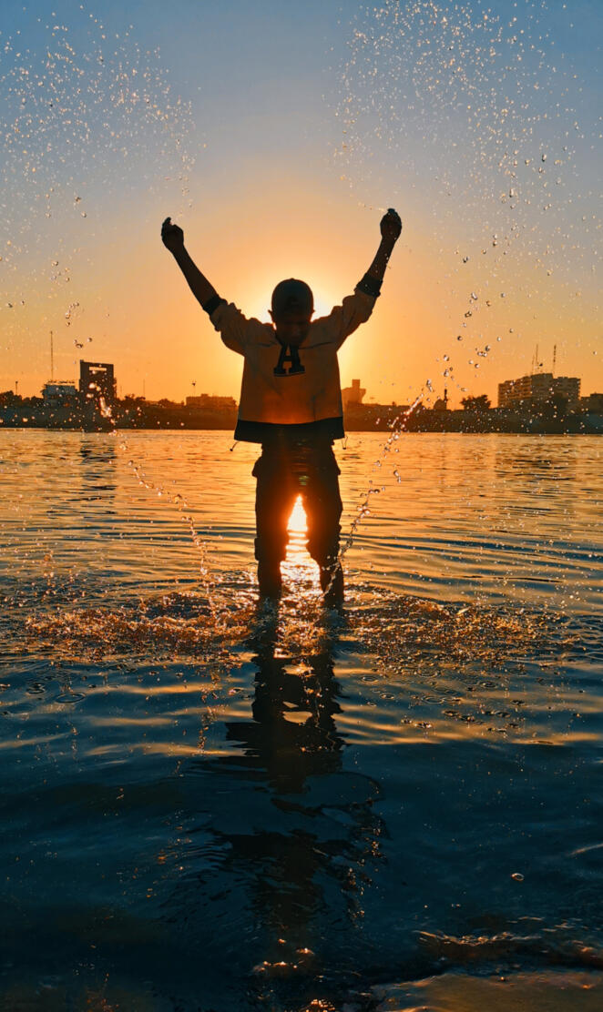 Iraqi beach by 5j00d