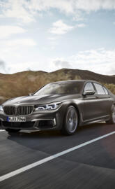 BMW M760Li