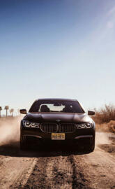 BMW M760Li