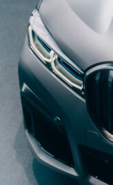BMW M760Li