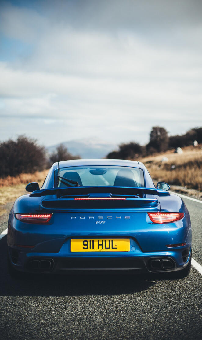 Blue Porsche 911
