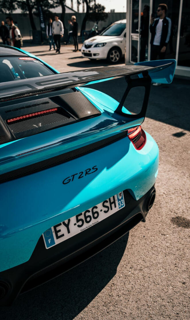 Blue GT2RS