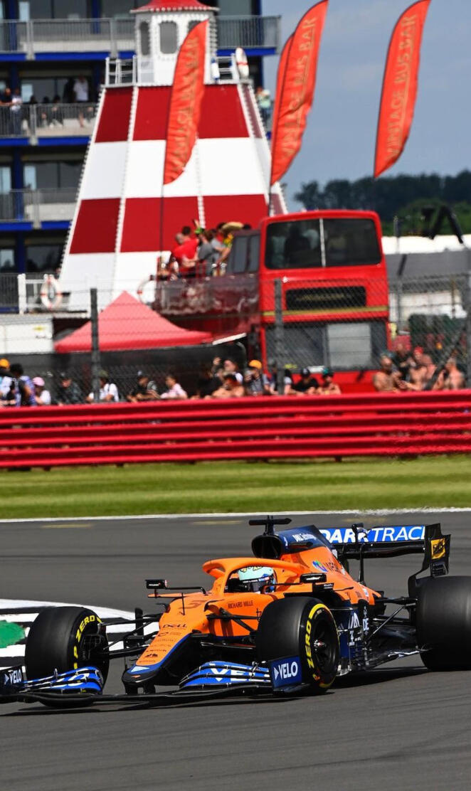 Daniel Ricciardo | 3