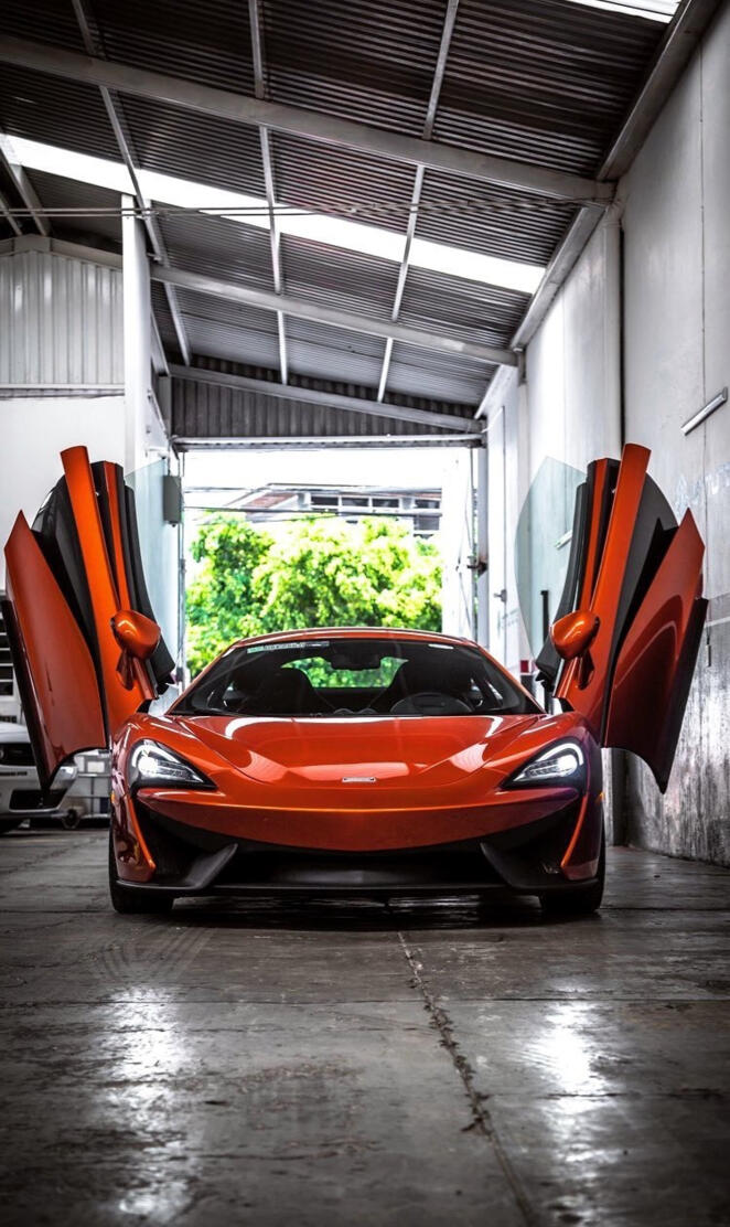 Mclaren 520